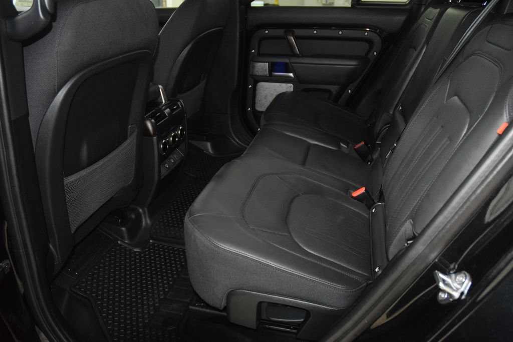 Used 2024 Land Rover Defender 130 X AWD/4WD image 44