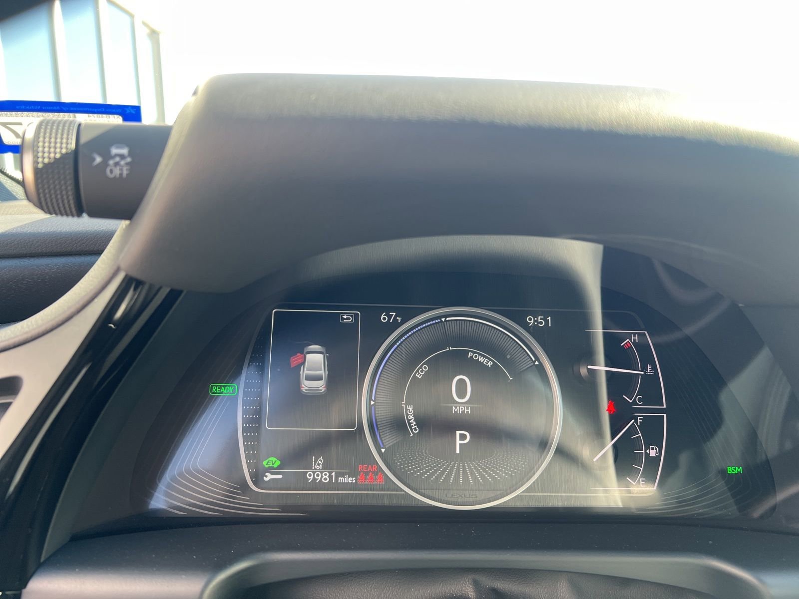 Used 2025 Lexus ES 300h Ultra Luxury FWD image 6