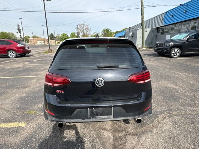 Used 2021 Volkswagen Golf 4-Door FWD image 4