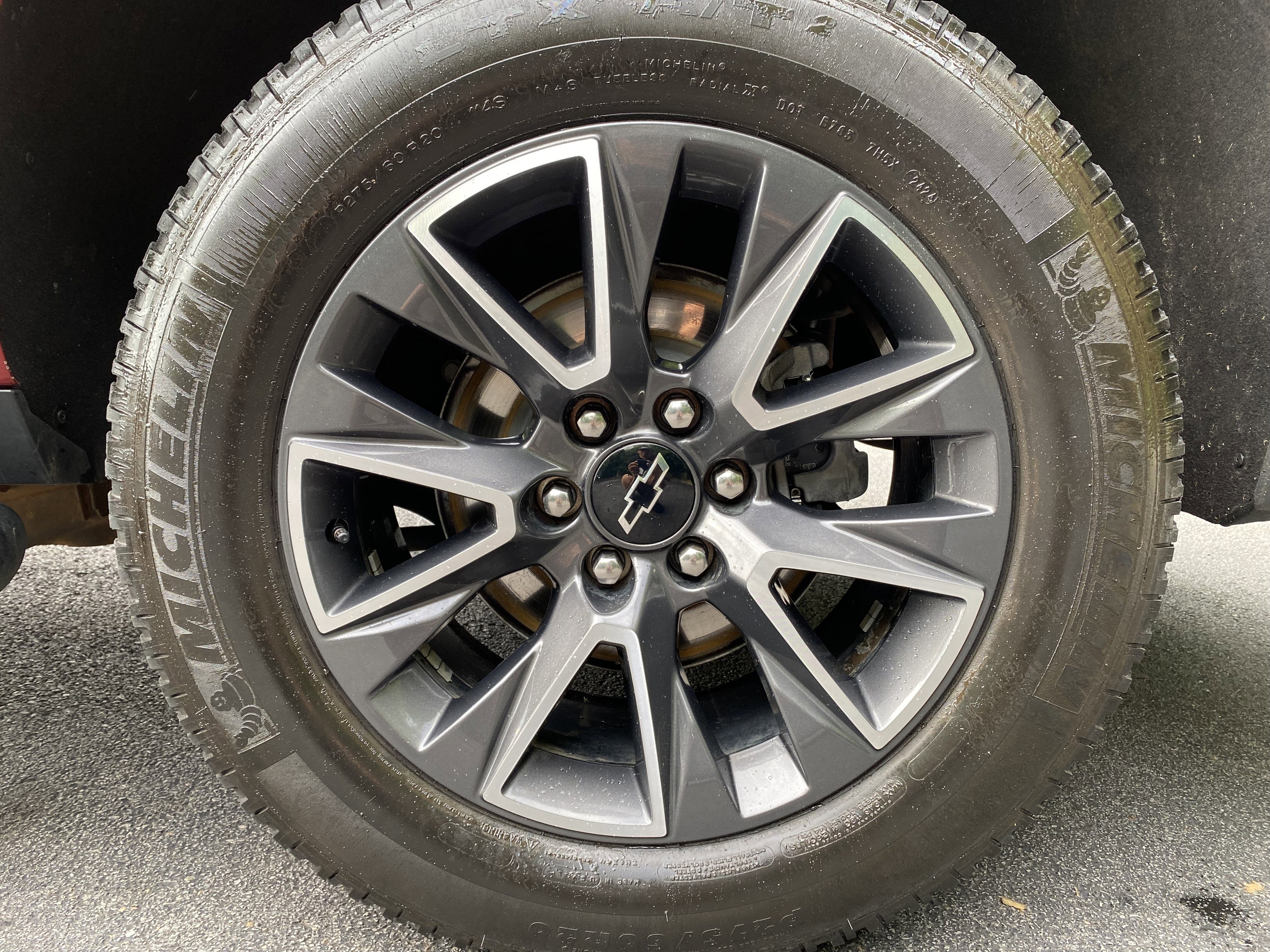 Used 2022 Chevrolet Suburban Z71 AWD/4WD image 13