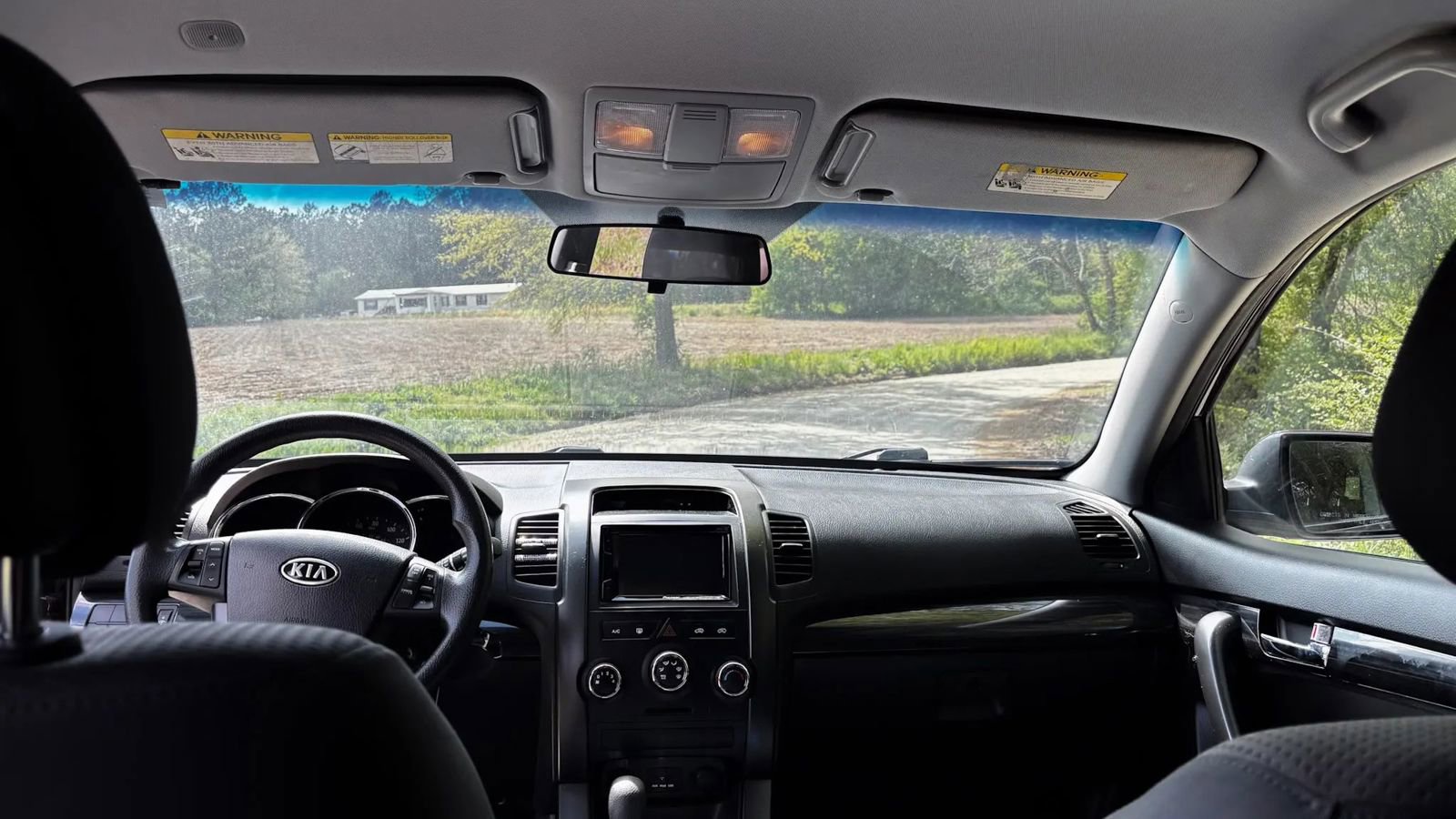 Used 2013 Kia Sorento LX image 9