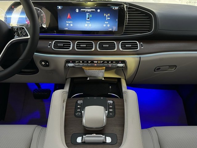 New 2026 Mercedes-Benz GLS 450 4MATIC image 12