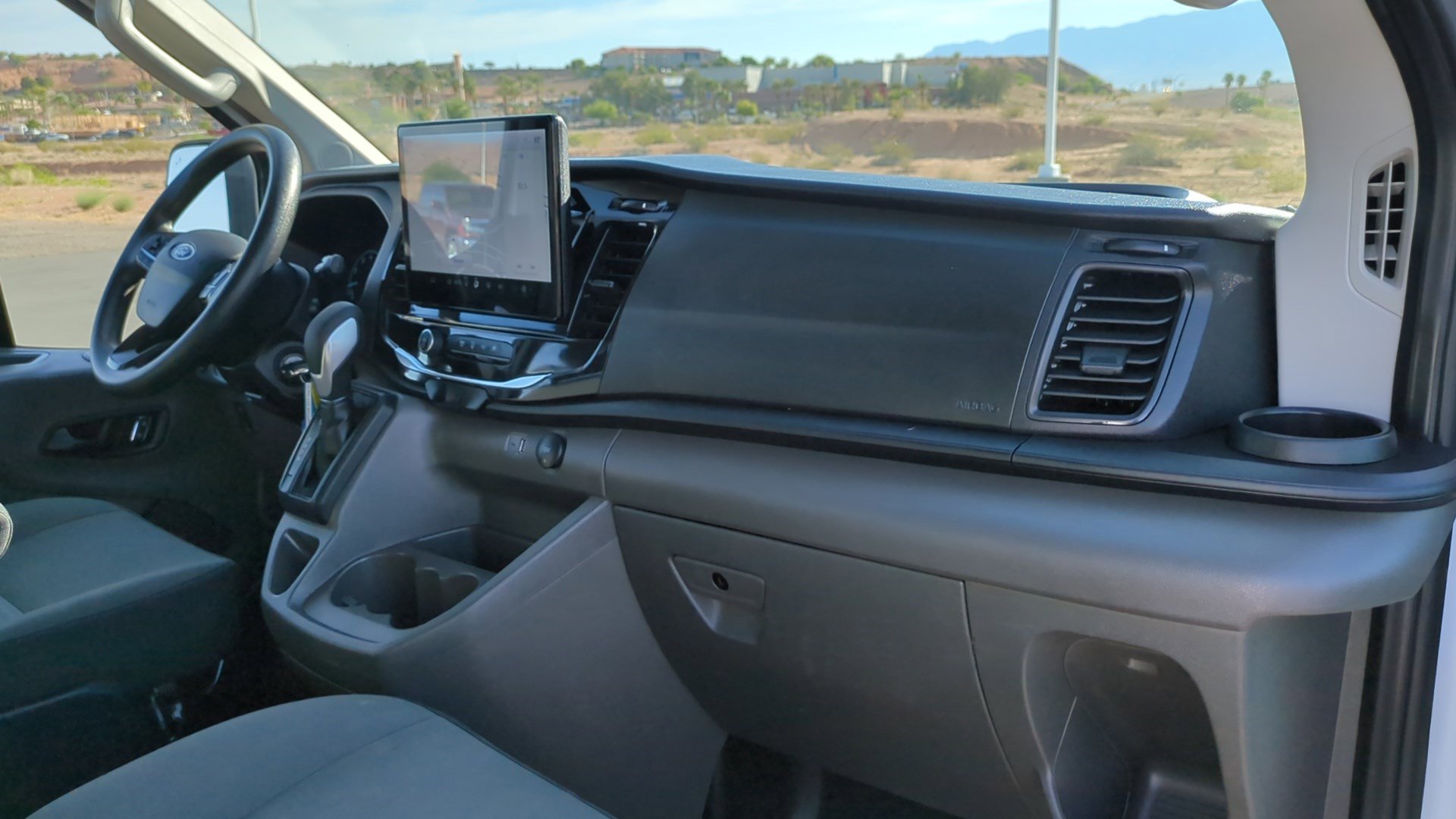 Used 2023 Ford Transit 350 XLT image 29