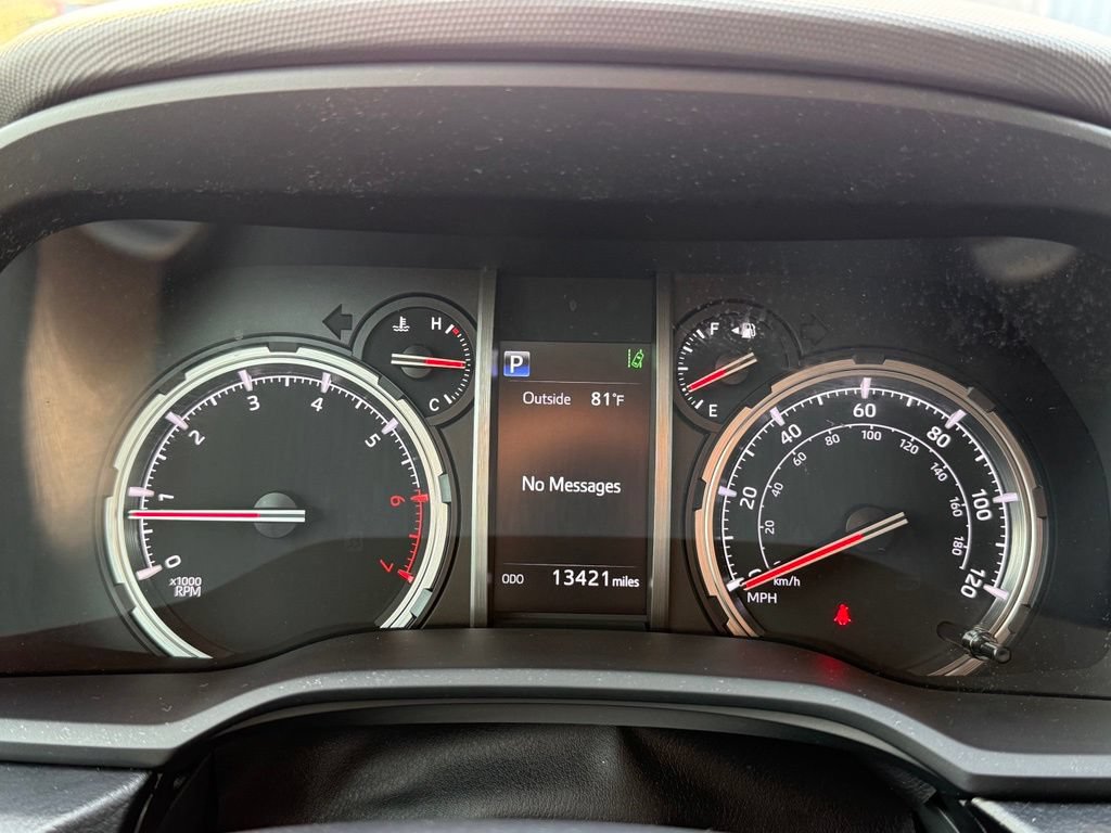 Used 2023 Toyota 4Runner TRD Off-Road Premium w/ Moonroof Package AWD/4WD image 29