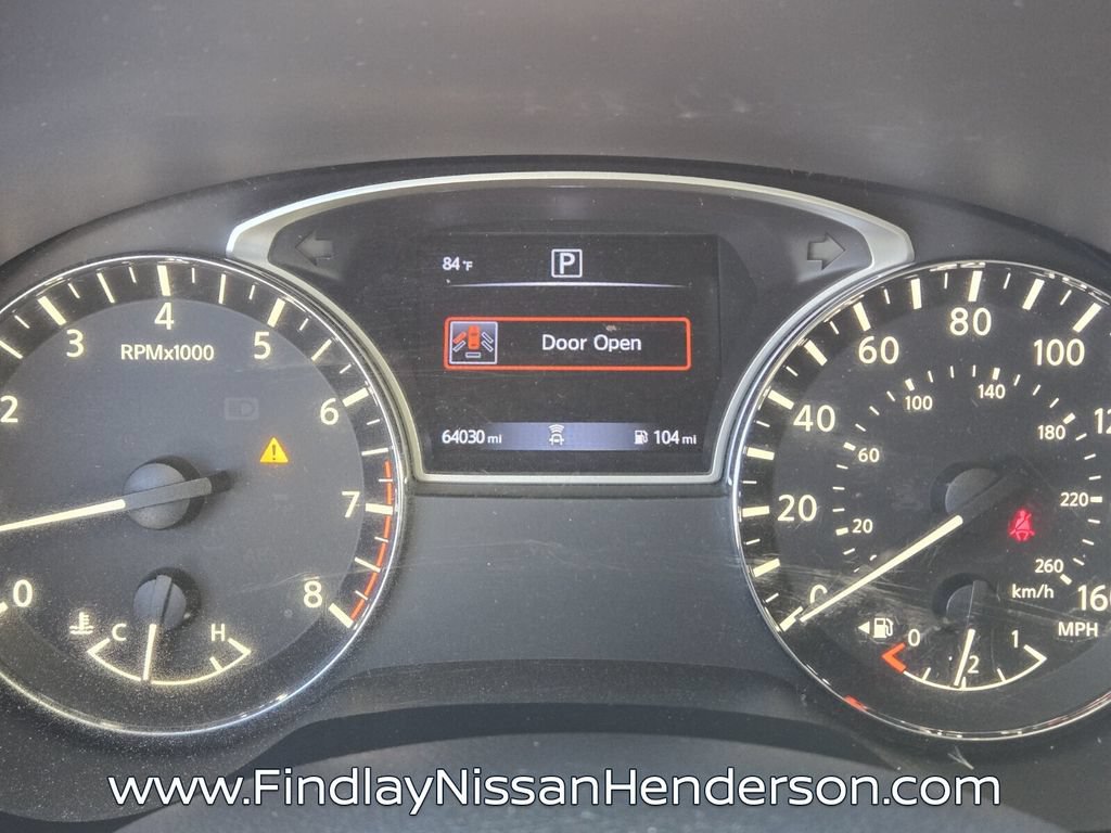 Used 2020 Nissan Pathfinder S FWD image 32