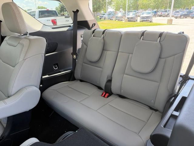 New 2026 Ford Explorer Active w/ Active Comfort Package AWD/4WD image 28