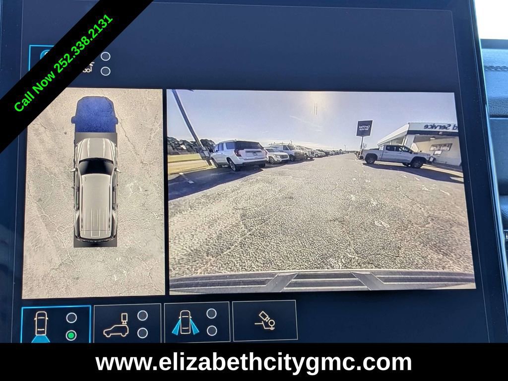 Used 2025 GMC Yukon Denali image 31