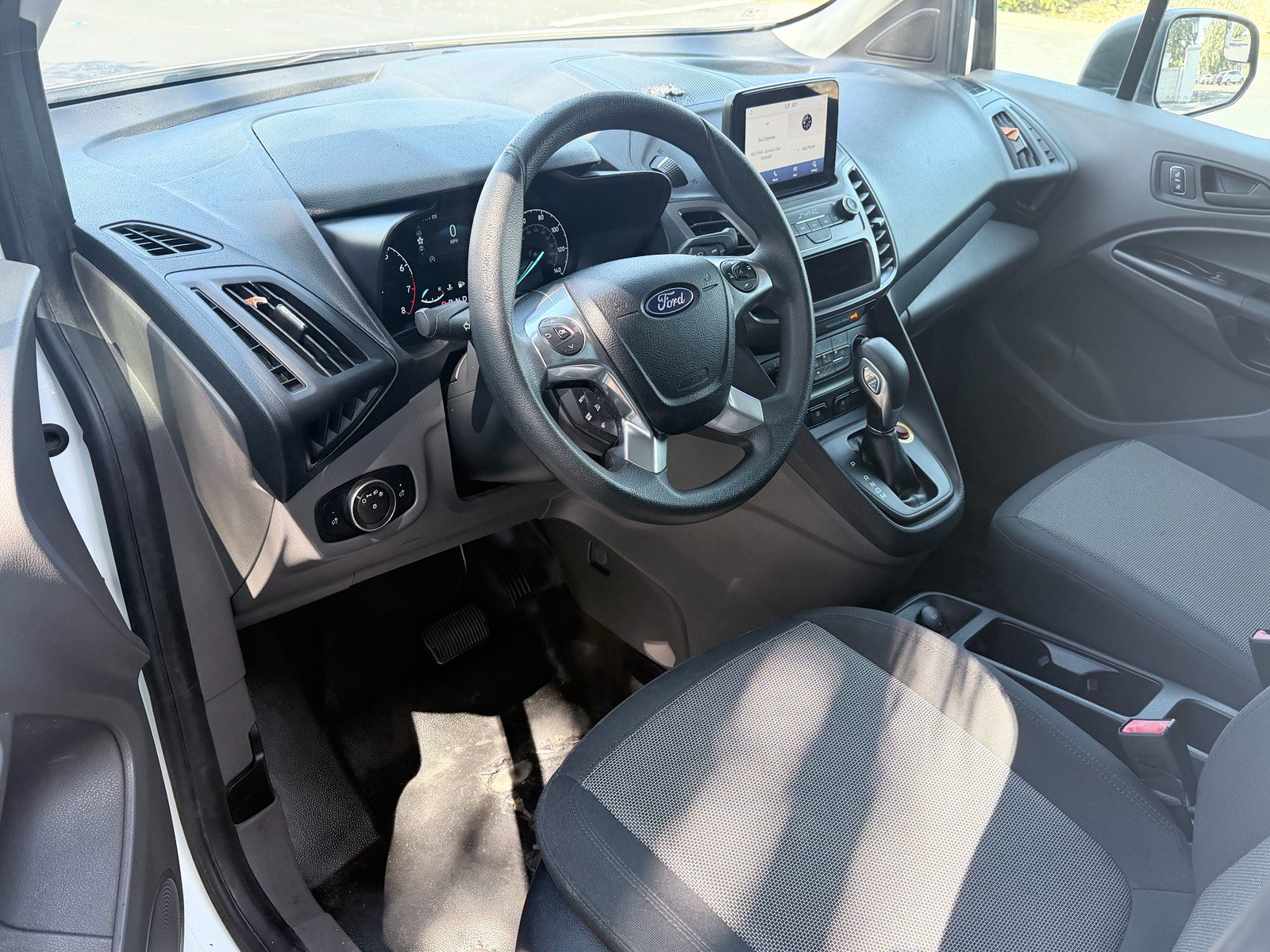 Used 2020 Ford Transit Connect XL FWD image 9