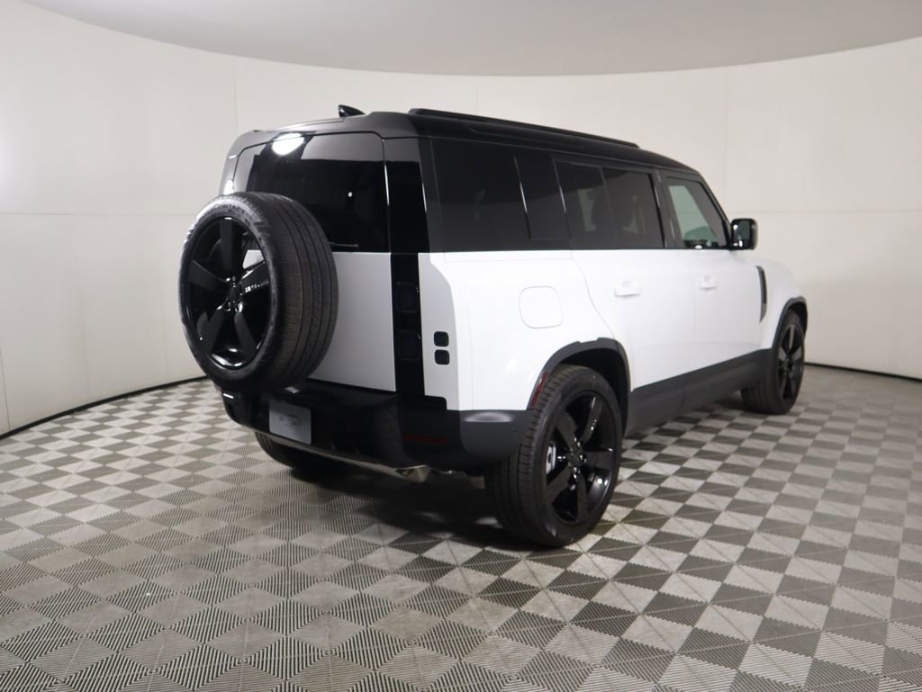 New 2026 Land Rover Defender 110 S image 5