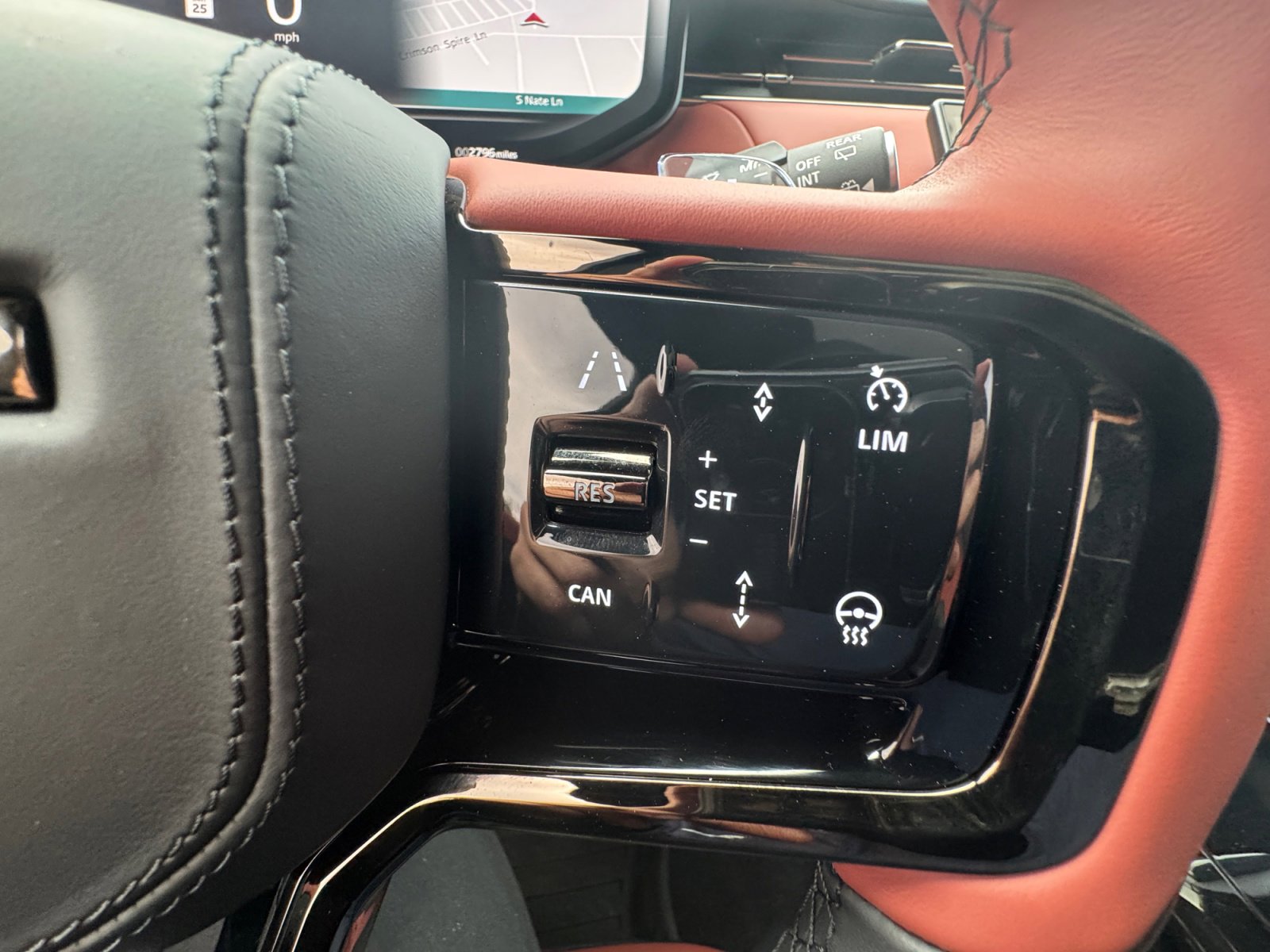 Used 2024 Land Rover Range Rover Sport AWD/4WD image 16