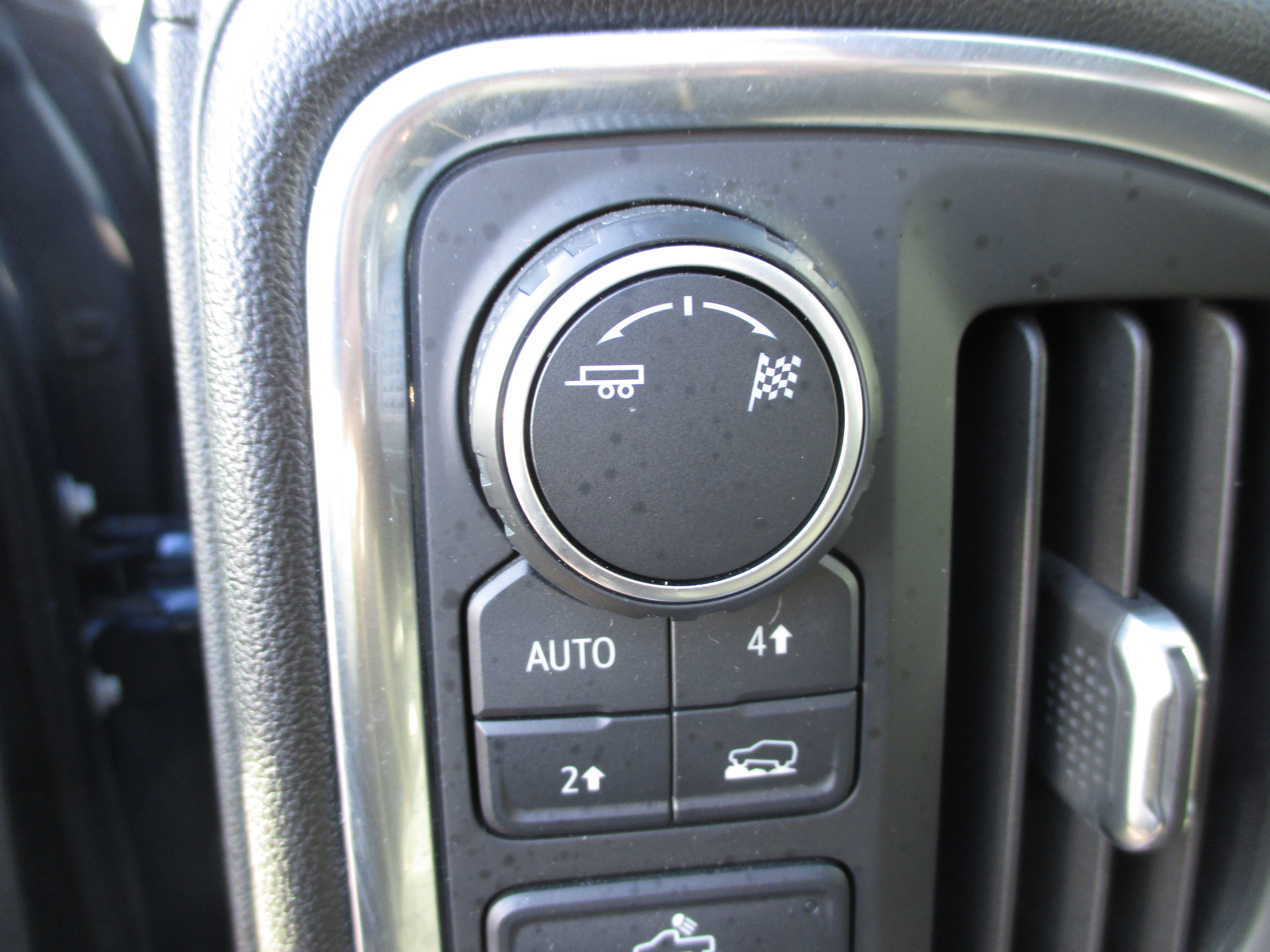 Used 2019 Chevrolet Silverado 1500 LT w/ All-Star Edition image 14