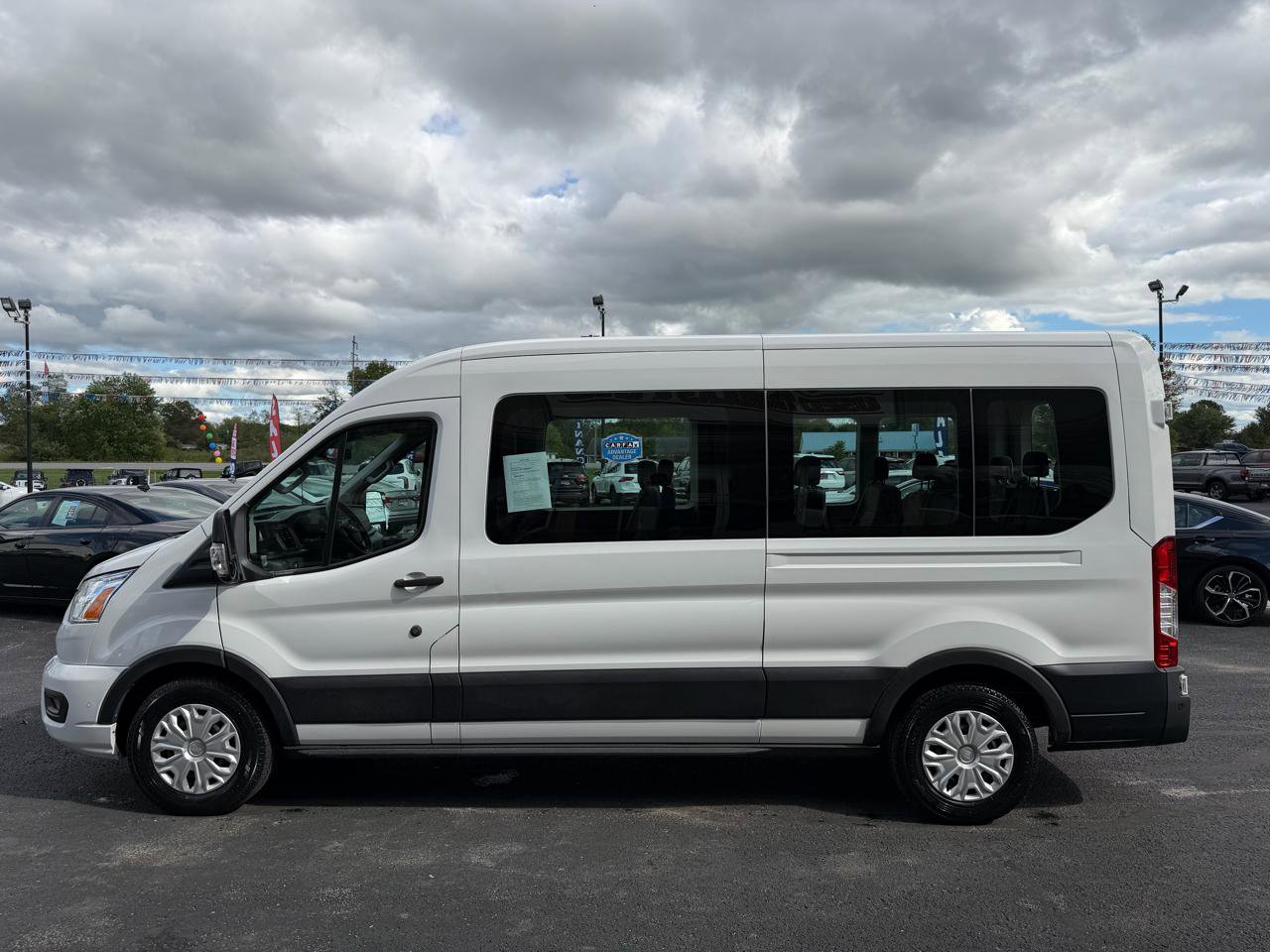 Used 2021 Ford Transit 350 XLT RWD image 9