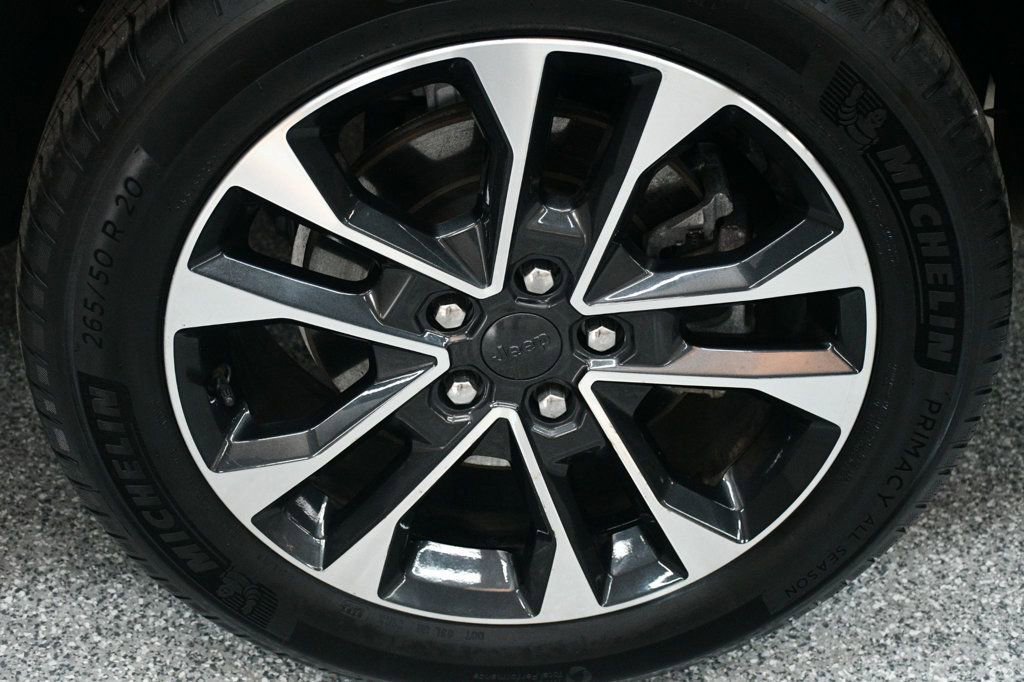 Used 2021 Jeep Grand Cherokee L Overland w/ Luxury Tech Group IV image 20