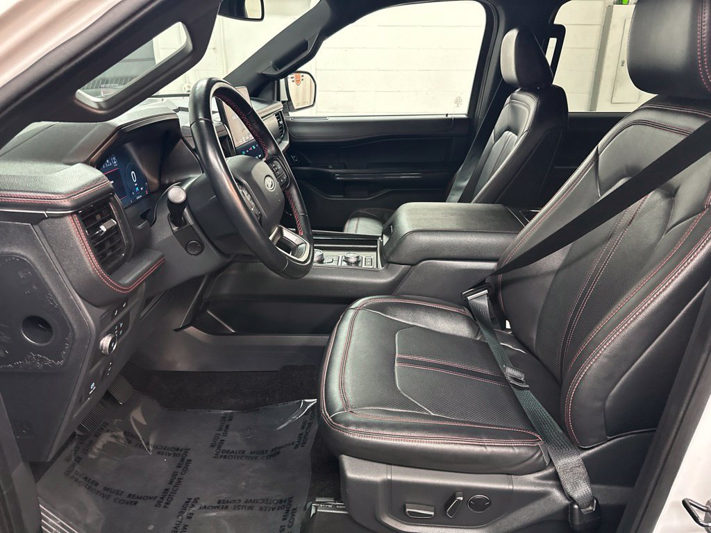 Used 2022 Ford Expedition Limited AWD/4WD image 18