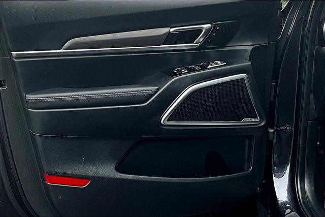 Certified 2025 Kia Telluride SX Prestige X-Line AWD/4WD image 20