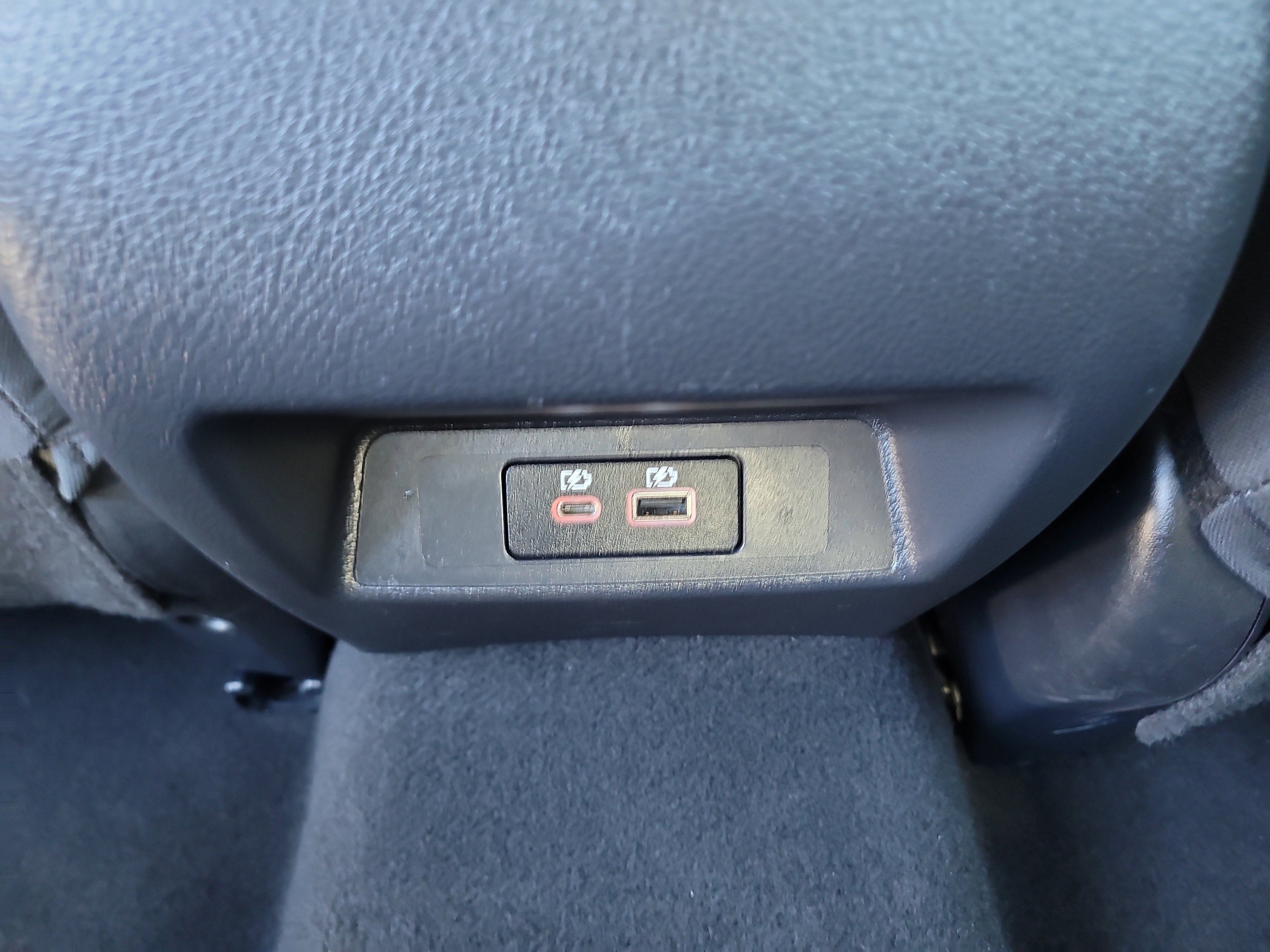 Used 2025 Nissan Altima 2.5 SV image 15