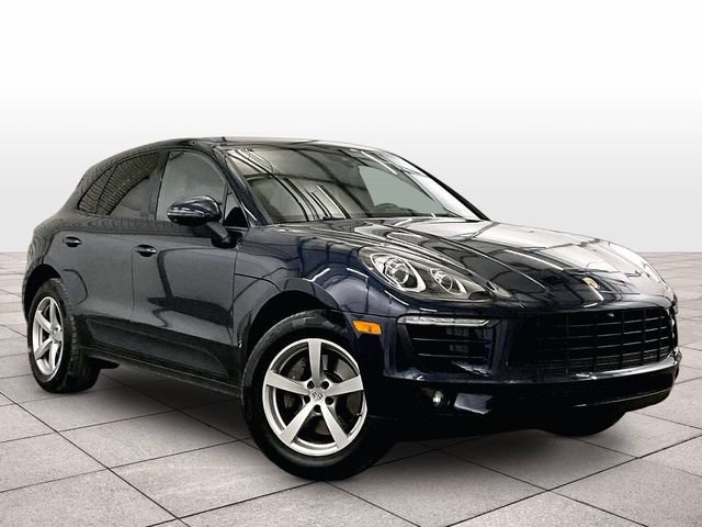 Used 2017 Porsche Macan AWD/4WD image 2