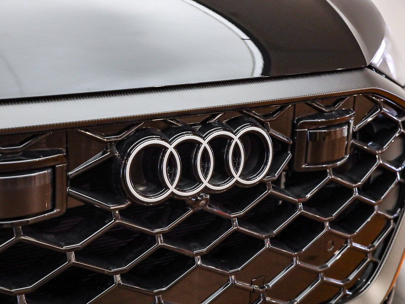 New 2025 Audi RS Q8 performance AWD/4WD image 17