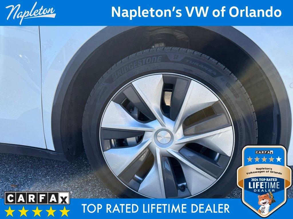 Used 2022 Tesla Model Y Long Range image 9