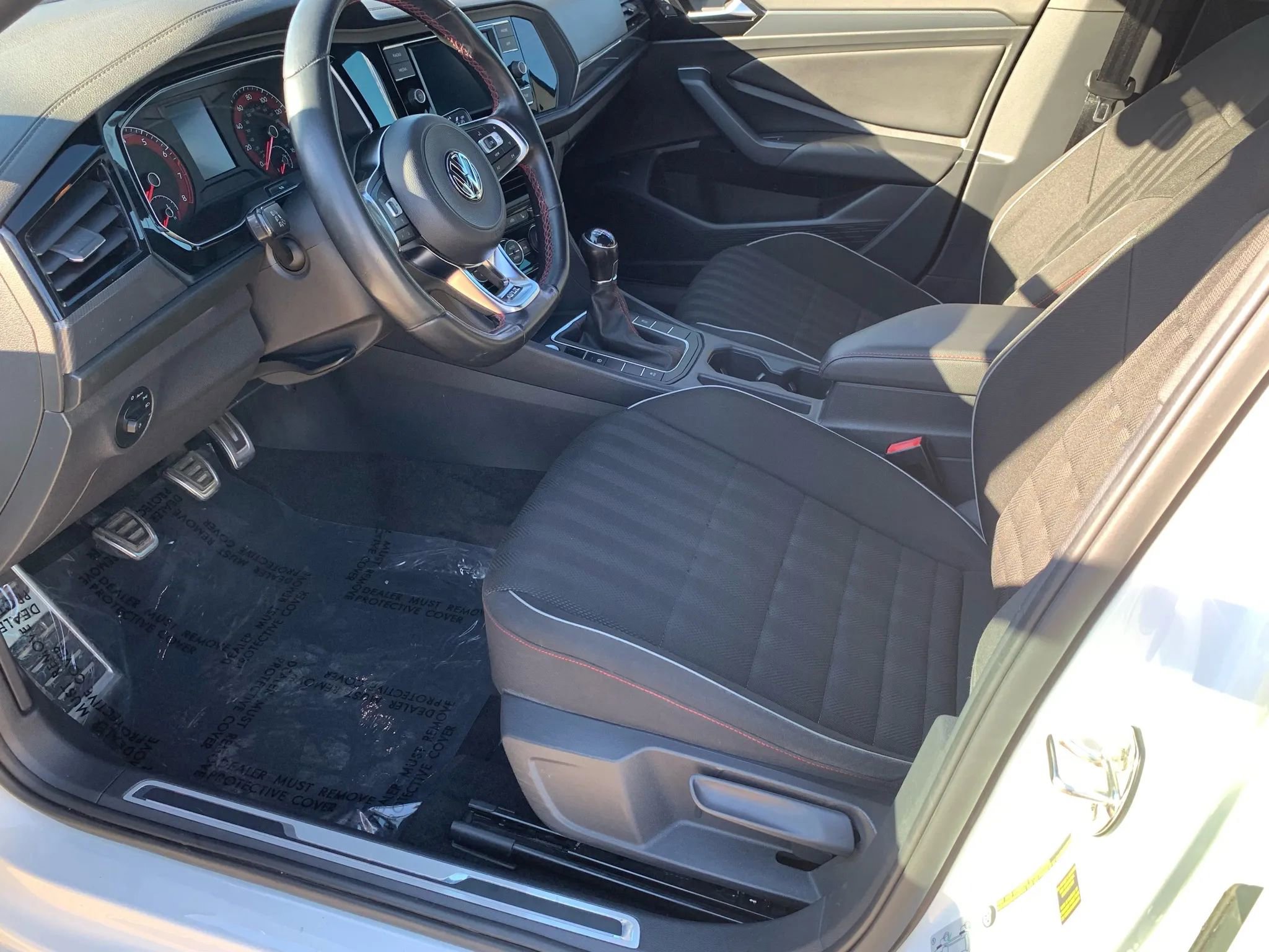 Used 2019 Volkswagen Jetta GLI FWD image 17