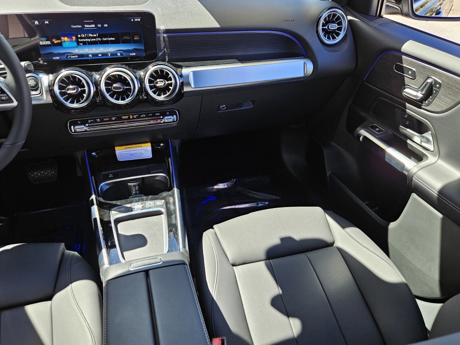 New 2026 Mercedes-Benz GLB 250 image 14