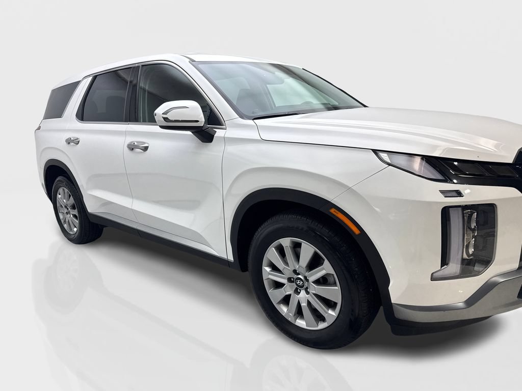 Used 2025 Hyundai Palisade SE FWD image 12