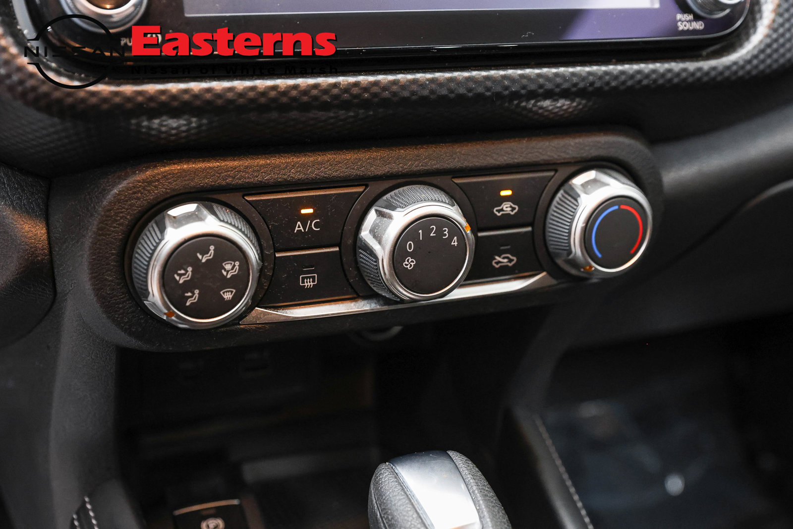 Used 2024 Nissan Kicks SV w/ Exterior Package FWD image 17
