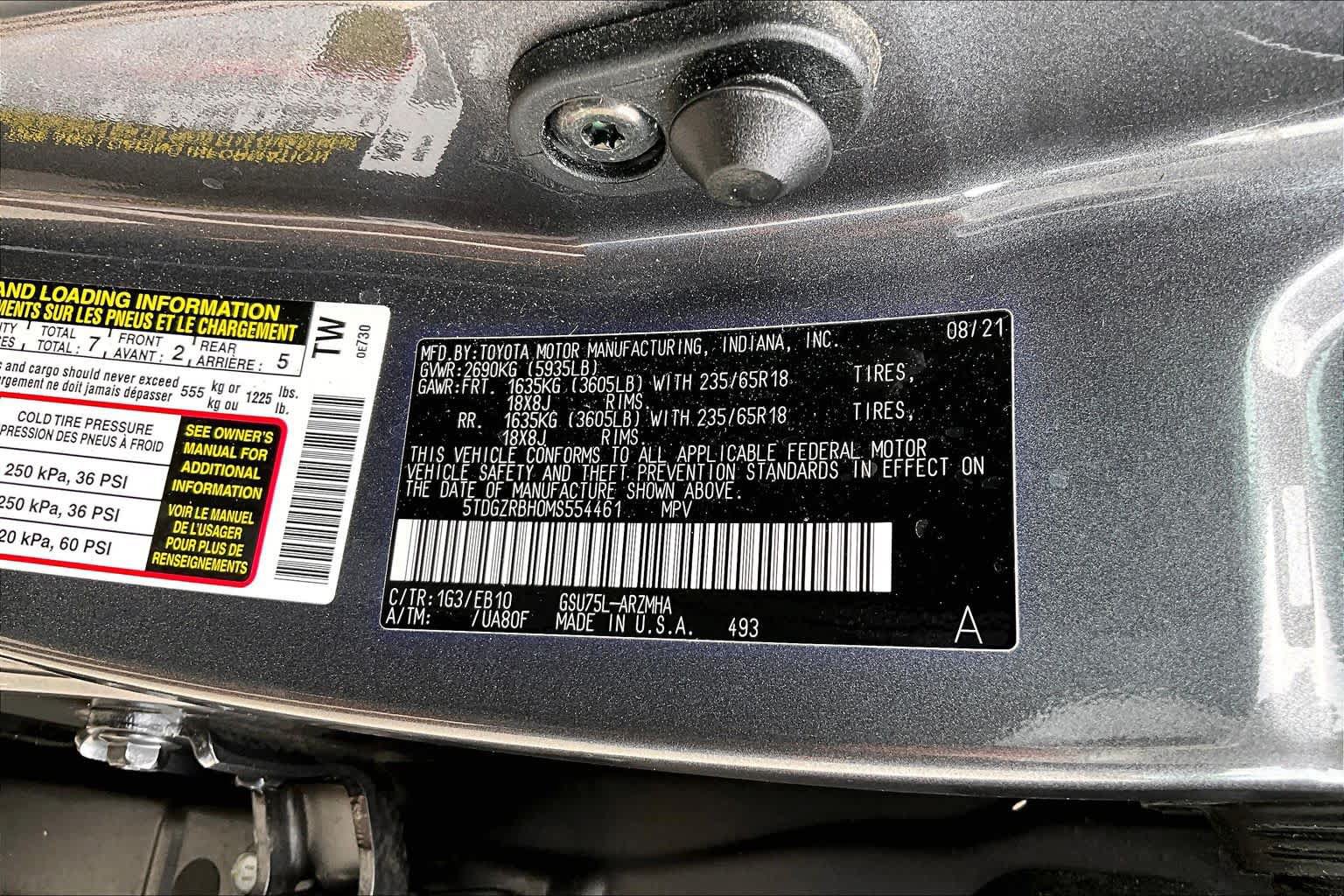 Used 2021 Toyota Highlander XLE AWD/4WD image 37