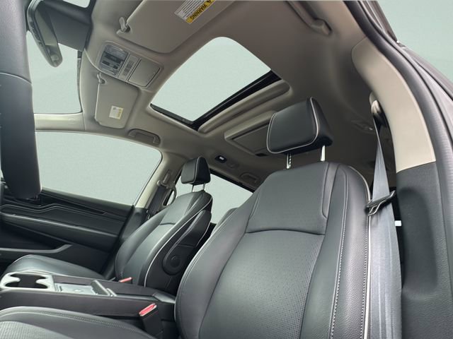 Certified 2026 Honda Odyssey Elite image 14