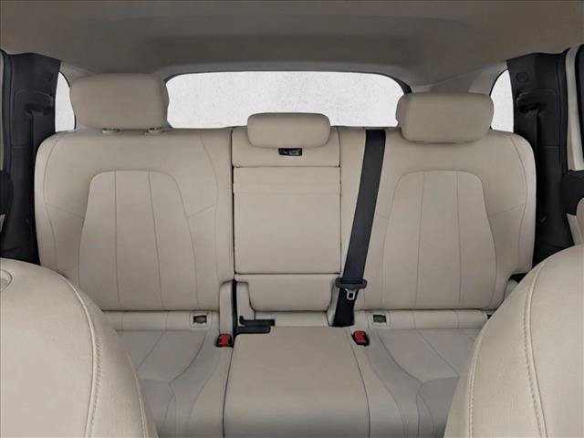 Used 2023 Mercedes-Benz GLB 250 4MATIC image 27