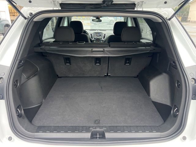 Used 2021 Chevrolet Equinox LT w/ LPO, Cargo Package image 24