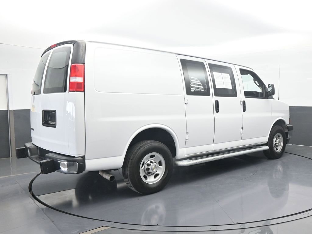 Used 2024 Chevrolet Express 2500 w/ Driver Convenience Package image 6