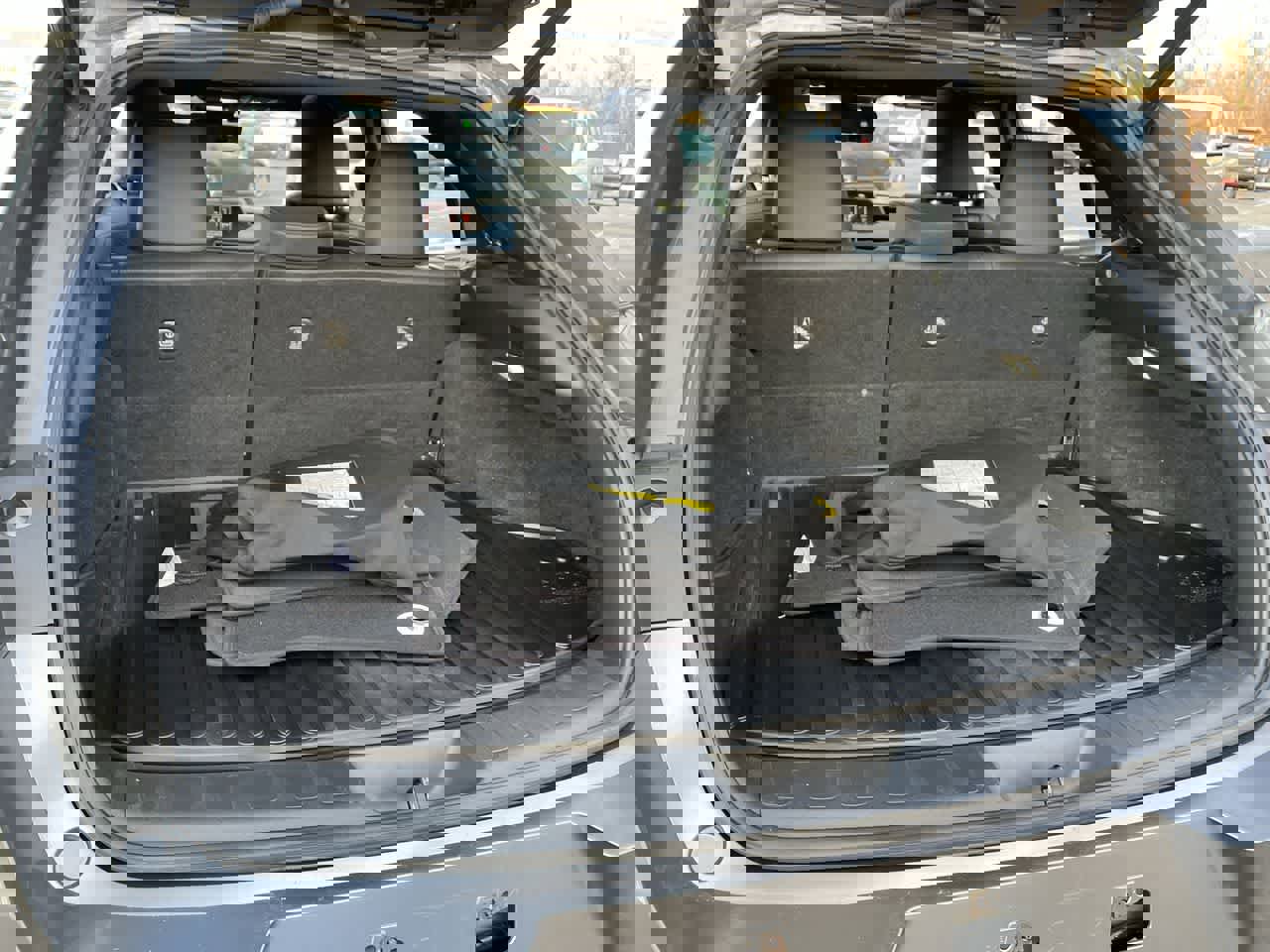 Used 2020 Lexus UX 250h w/ Premium Package image 17