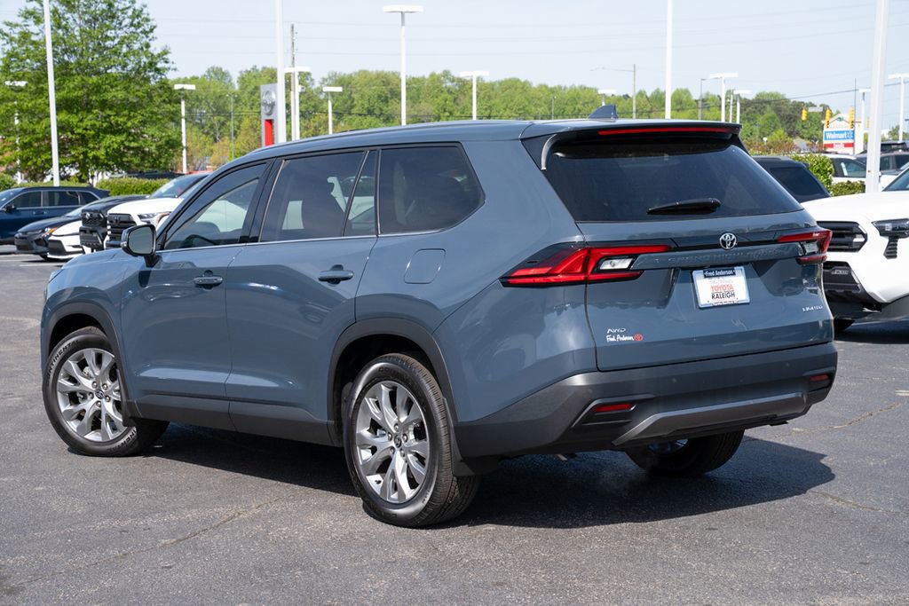 Used 2026 Toyota Grand Highlander Limited image 3