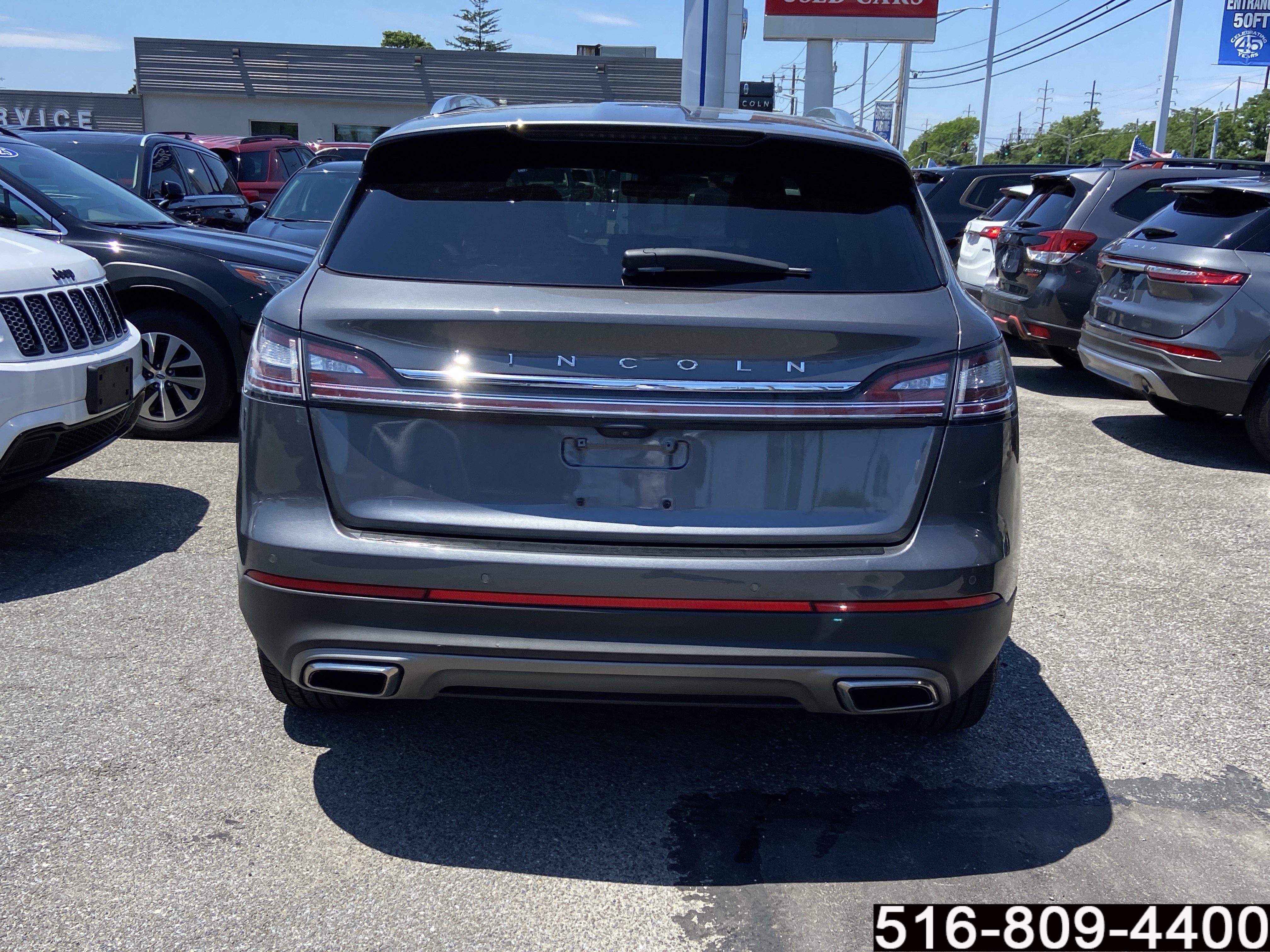 Used 2023 Lincoln Nautilus Reserve AWD/4WD image 6
