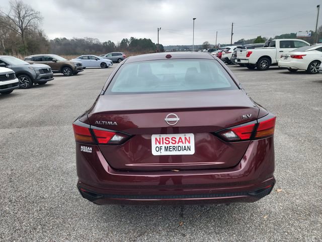 Used 2024 Nissan Altima 2.5 SV image 4