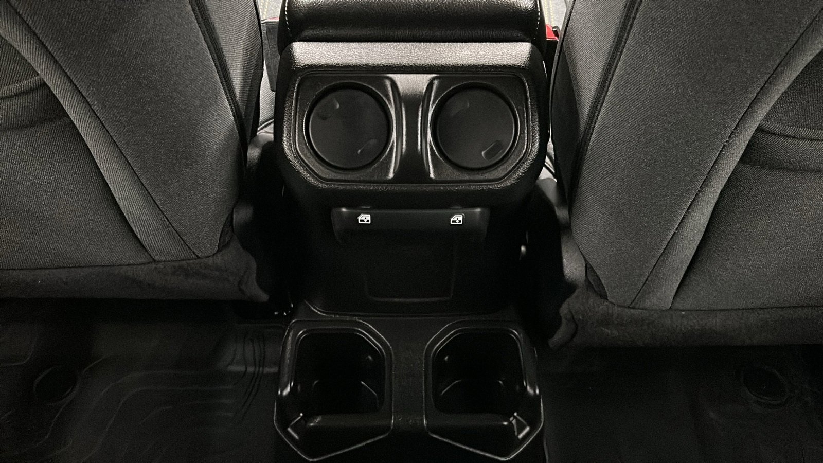 Used 2024 Jeep Gladiator Willys image 34