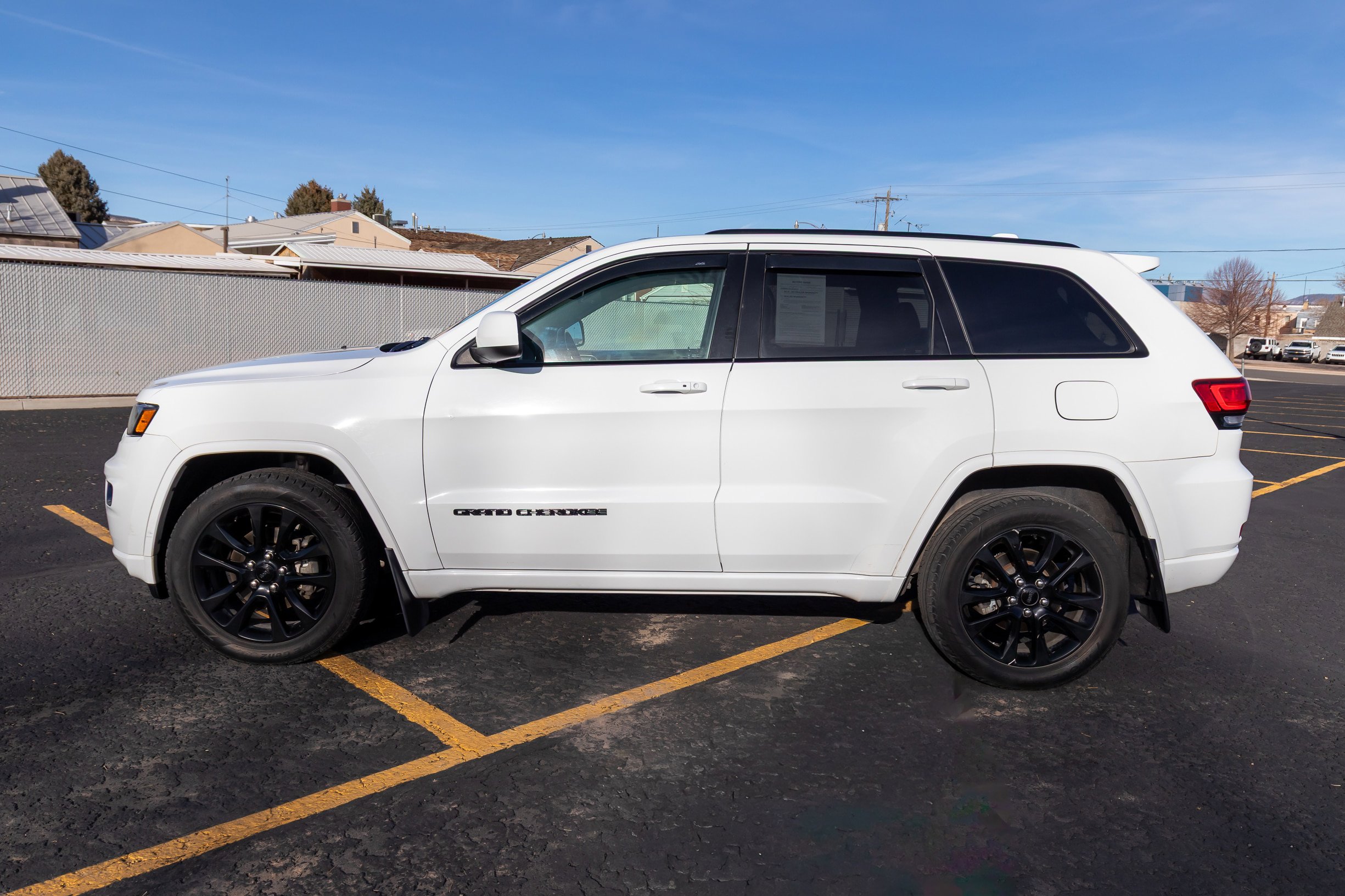 Used 2020 Jeep Grand Cherokee Altitude image 7