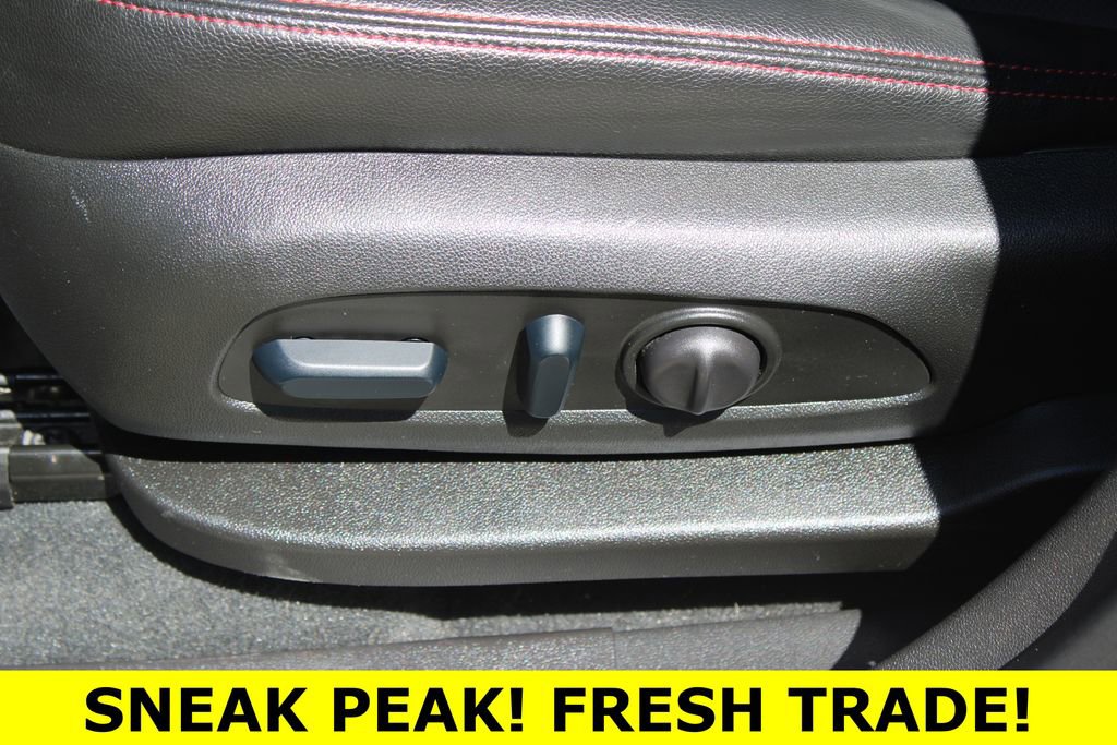Used 2024 Chevrolet Equinox RS w/ RS Leather Package FWD image 10