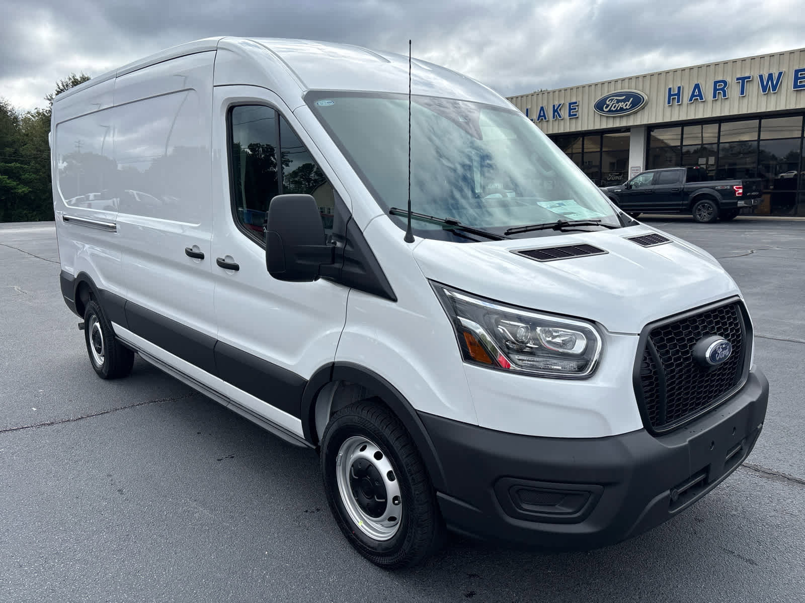 New 2025 Ford Transit 250 148 Medium Roof
