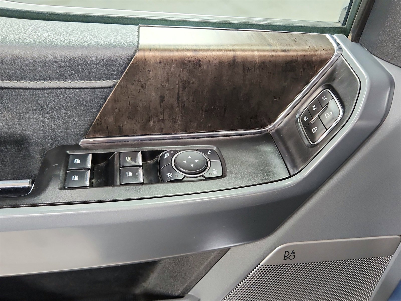 Used 2023 Ford F150 Lariat image 33