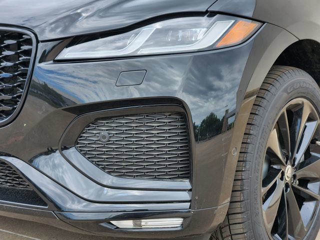 Used 2026 Jaguar F-PACE R-Dynamic S image 5