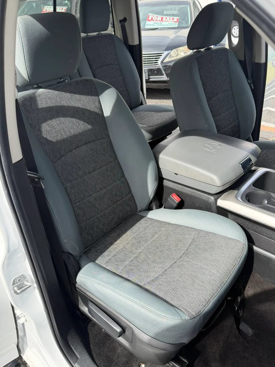 Used 2017 RAM 1500 Big Horn RWD image 12