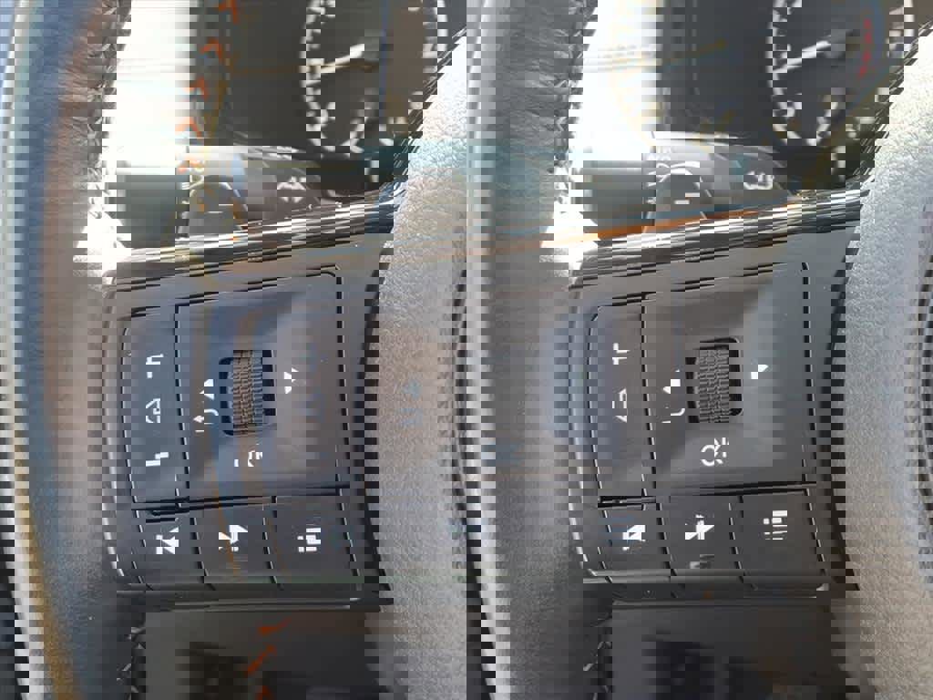 Certified 2024 Nissan Pathfinder SL w/ SL Premium Package image 11