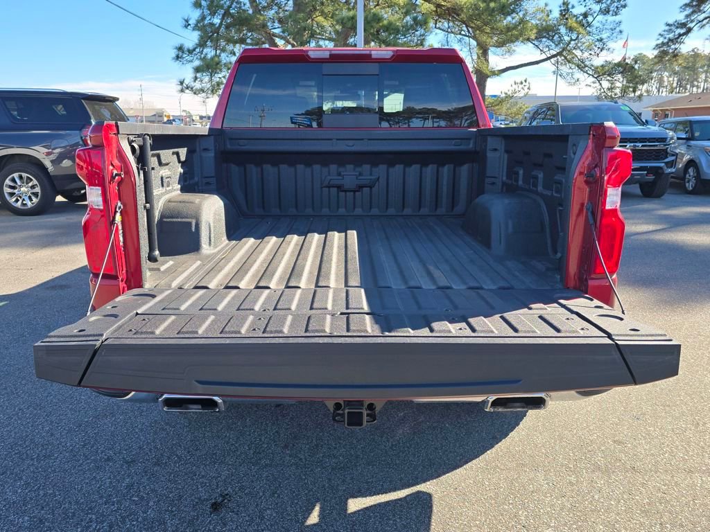 Used 2022 Chevrolet Silverado 1500 LTZ image 14