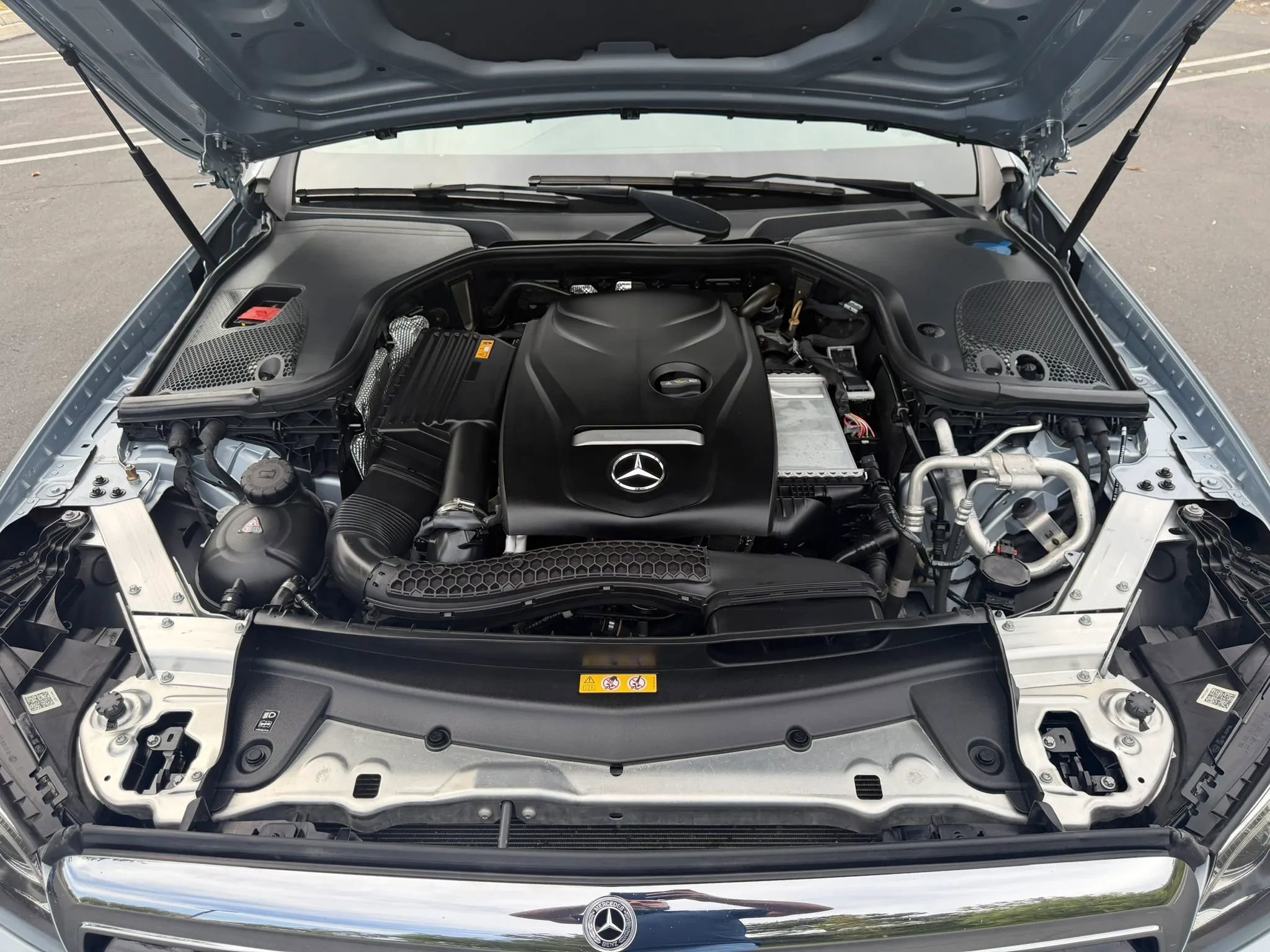 Used 2017 Mercedes-Benz E 300 image 33
