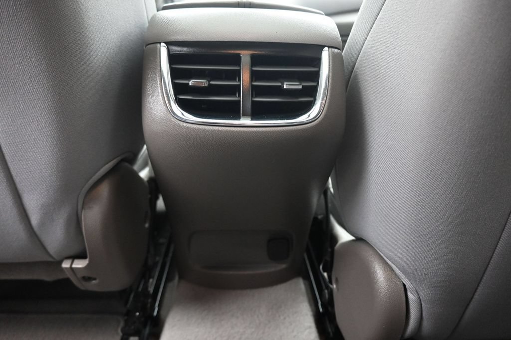 Used 2022 Chevrolet Malibu LT FWD image 31