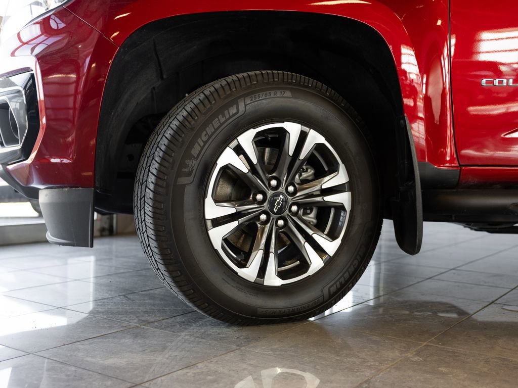 Used 2022 Chevrolet Colorado Z71 w/ Safety Package image 9