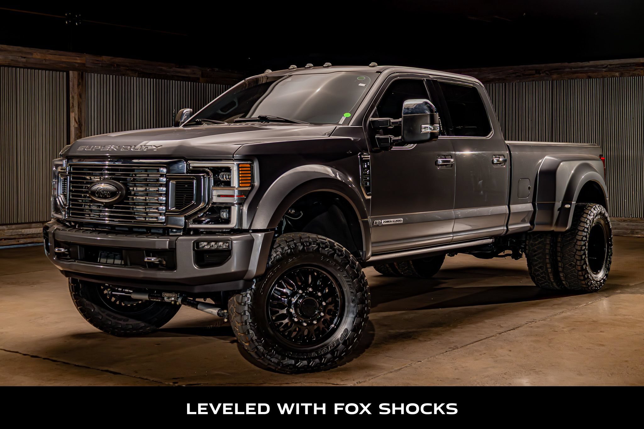 Used 2022 Ford F450 Platinum w/ FX4 Off-Road Package AWD/4WD image 5