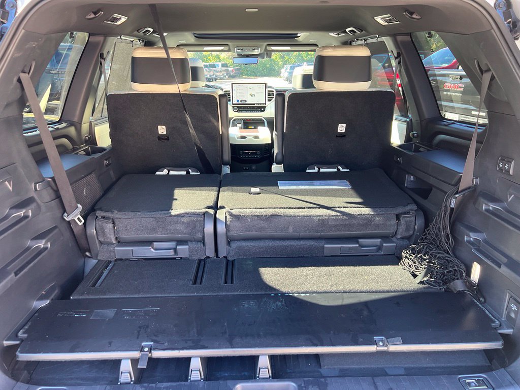 Used 2024 Toyota Sequoia Capstone AWD/4WD image 10